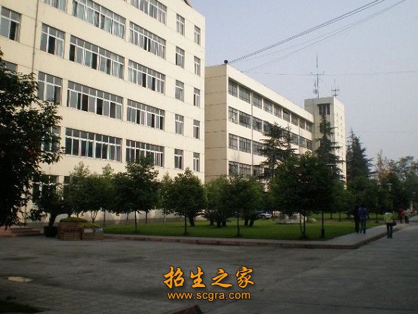四川商务职业学院