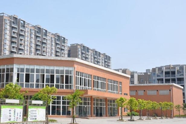 泸州市中等卫生职业学校学校风光 泸州市中等卫生职业学校学校风光