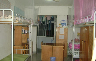 四川省法商专修学院宿舍条件及图片