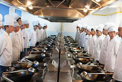 成都市希望职业学校烹饪专业「川菜/火锅/面点」招生