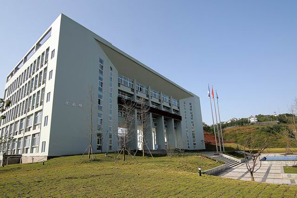 宜宾职业高中怎么样