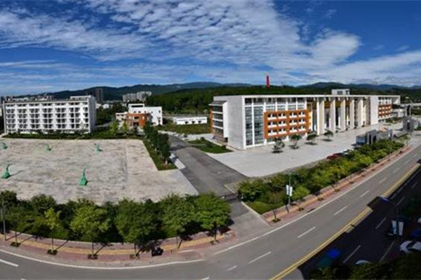 广元市职业高中怎么样