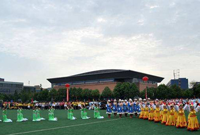 成都市航空经济技术学校2025年报名条件_招生对象