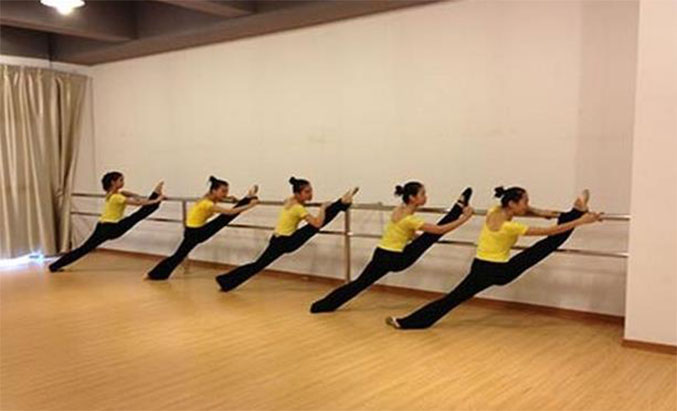 2025年舞蹈表演毕业之后可以拿到多少钱的工资