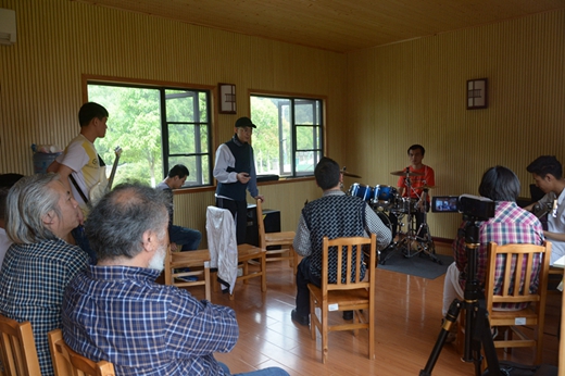 上海音乐学院现代器乐与打击乐系志愿者 上海音乐学院现代器乐与打击乐系志愿者