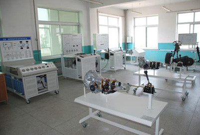 2025年初中毕业学什么技术好?成都汽修专业学校有保障吗?