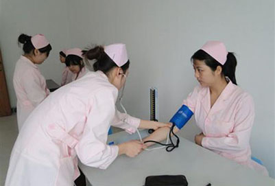 遵义卫生学校2025年招生简章