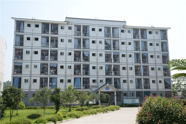 2025年乐山市旅游学校招生简章