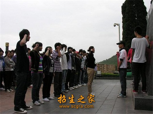 西昌交通学校招生简章