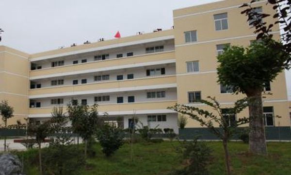 凤县职业教育中心教学楼