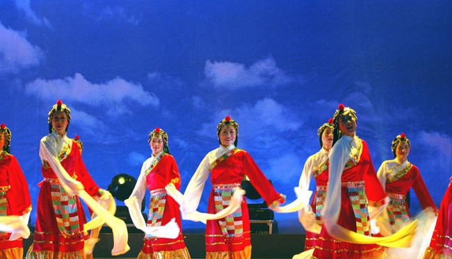 自贡影视艺术学校民族音乐与舞蹈