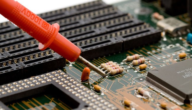 自贡影视艺术学校计算机与数码产品维修