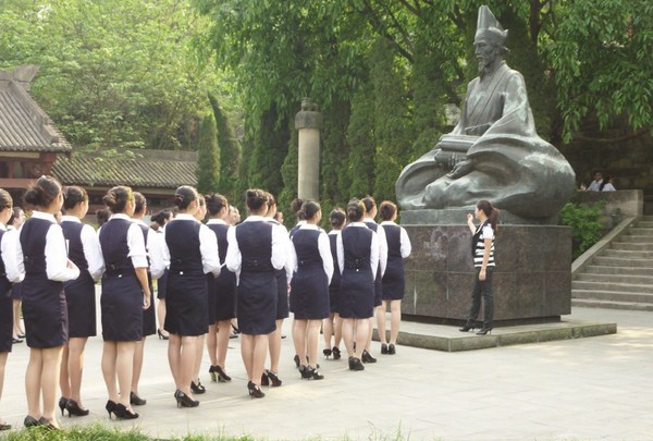 南充技师学院导游专业介绍