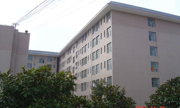 云南工业技师学院校园建筑