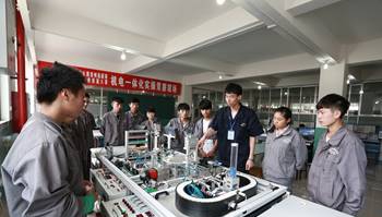 电气自动化设备安装与维修