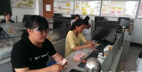 蒙自市职业高级中学会计专业