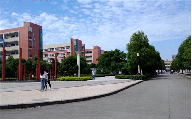 2025年重庆市南川隆化职业中学校招生简章