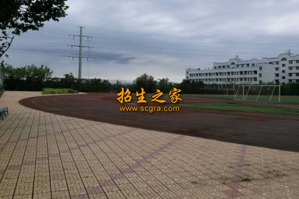 学校操场