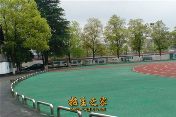 学校操场