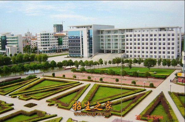 湖北职业技术学院招不招收外省的学生呢_学校的环境是如何呢