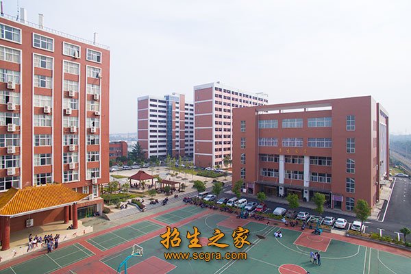 恩施职业技术学院